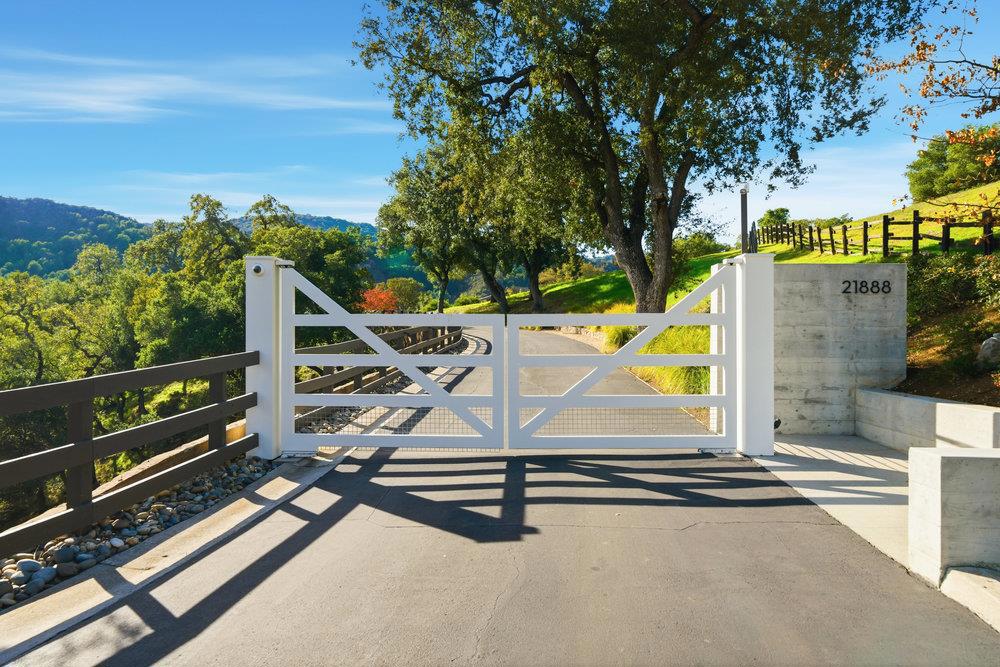 21888 Blue Oaks Place, Los Altos Hills, CA 94022 — photo 1