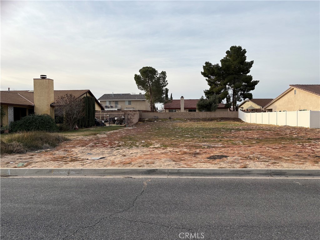 13089 Bermuda Dunes Road, Victorville, CA 92395 — photo 1
