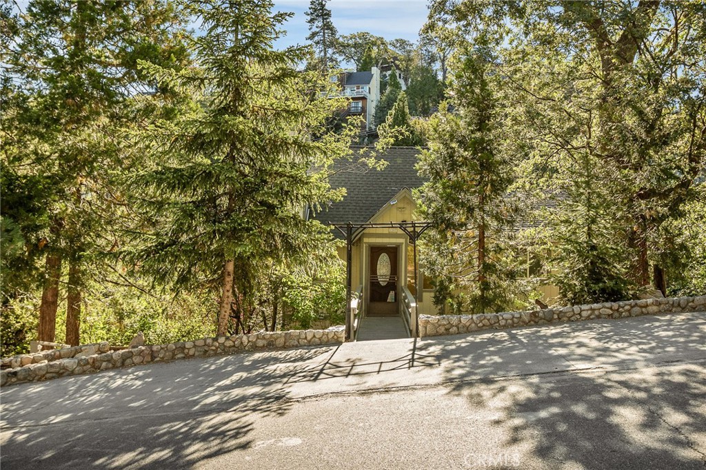 1207 Aleutian, Lake Arrowhead, CA 92352 — photo 1