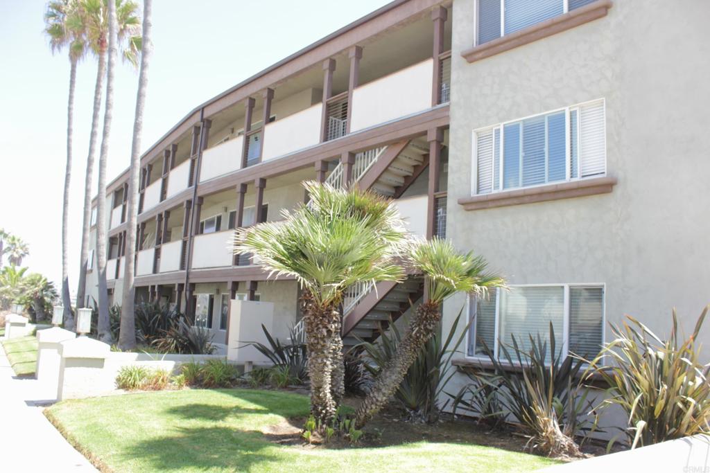 1365 Seacoast Dr E, Imperial Beach, CA 91932 — photo 1