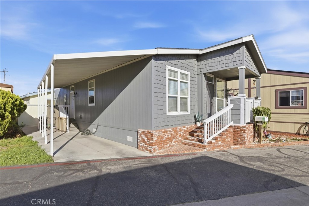 56 Maple, Anaheim, CA 92801 — photo 1