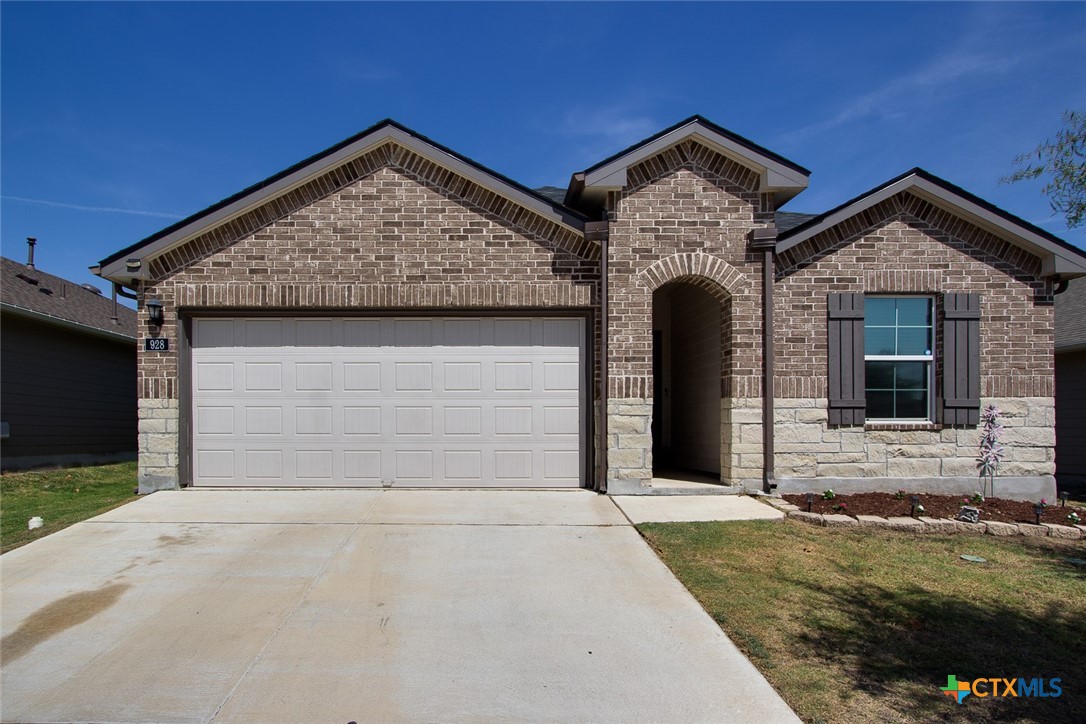 928 Adler Way, San Marcos, TX 78666 — photo 1