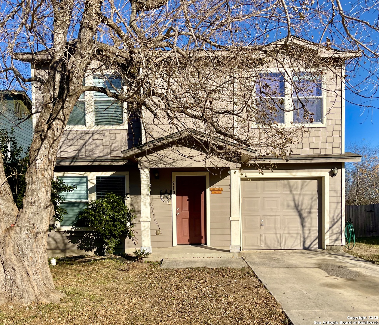 910 Absolon Farm, San Antonio, TX 78228 — photo 1