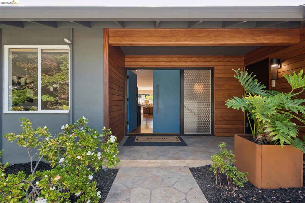 22 Littlewood Drive, Piedmont, CA 94611 — photo 1