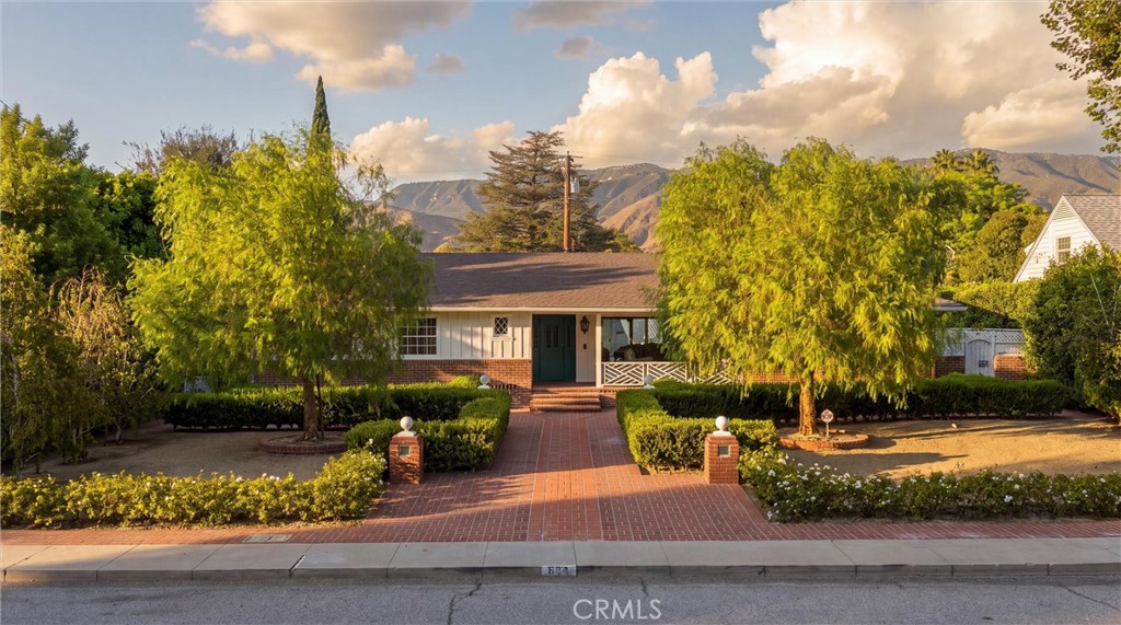 606 E Parkdale Drive, San Bernardino, CA 92404 — photo 1