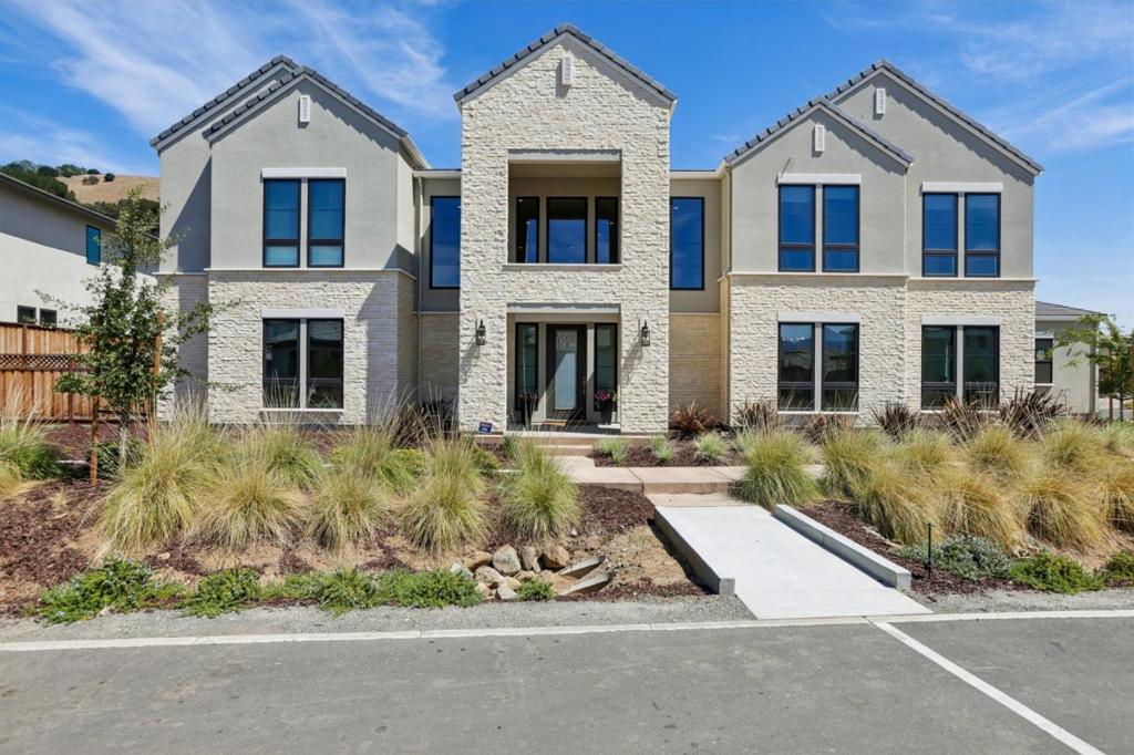 18471 Corte Zapala, Morgan Hill, CA 95037 — photo 1