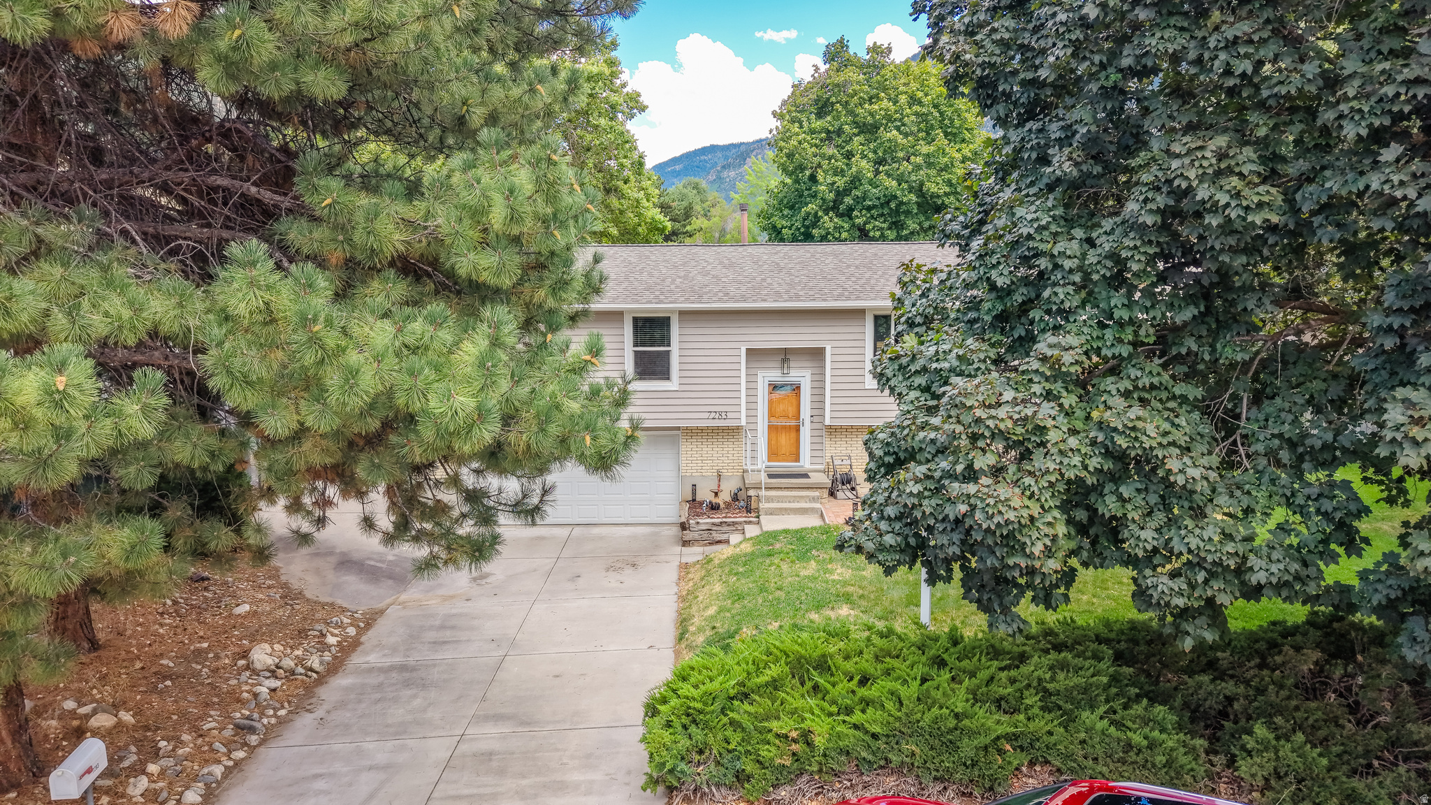 7283 S PECAN CIR, Cottonwood Heights, UT 84121 — photo 1