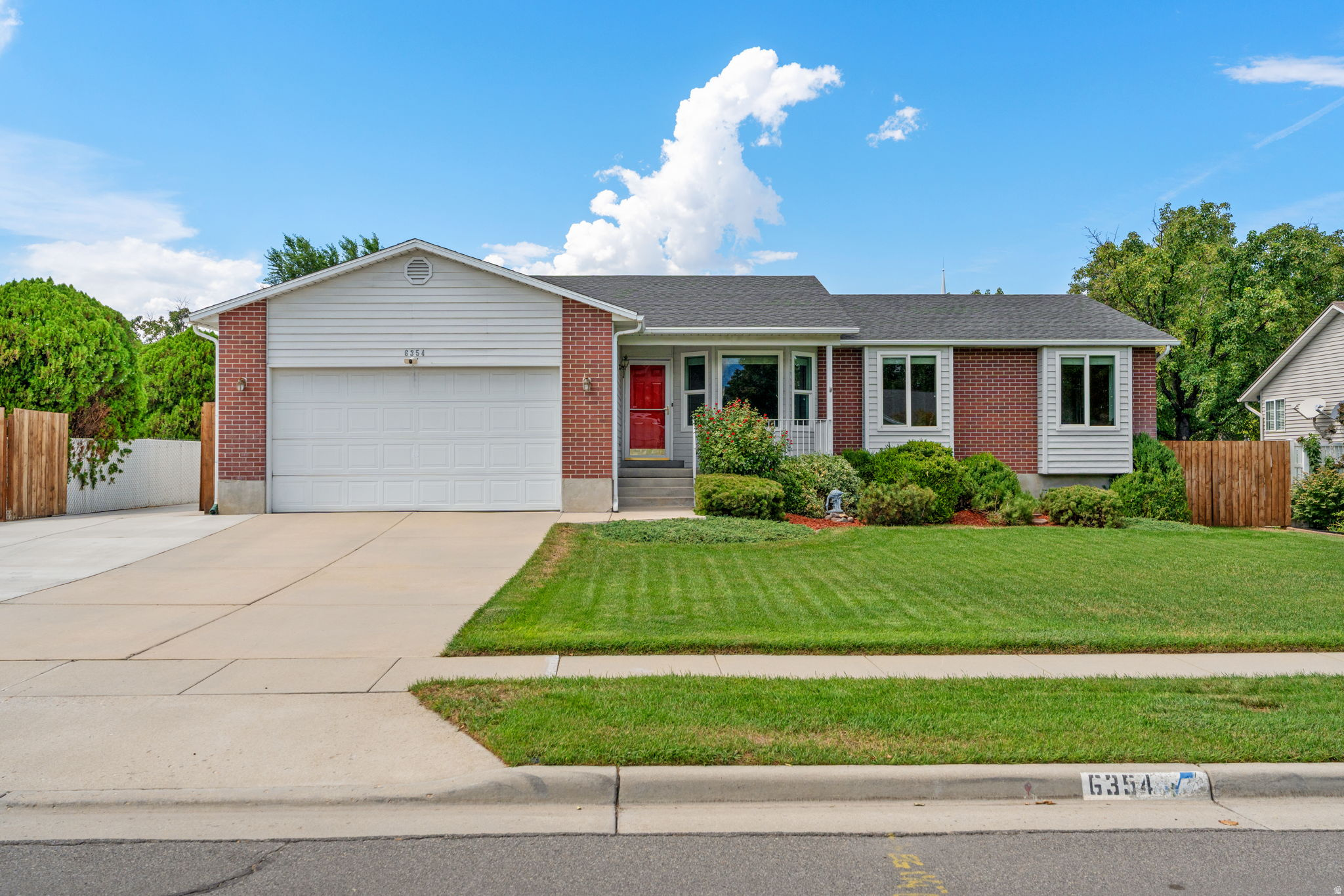 6354 S CLAY PARK DR, Murray, UT 84107 — photo 1