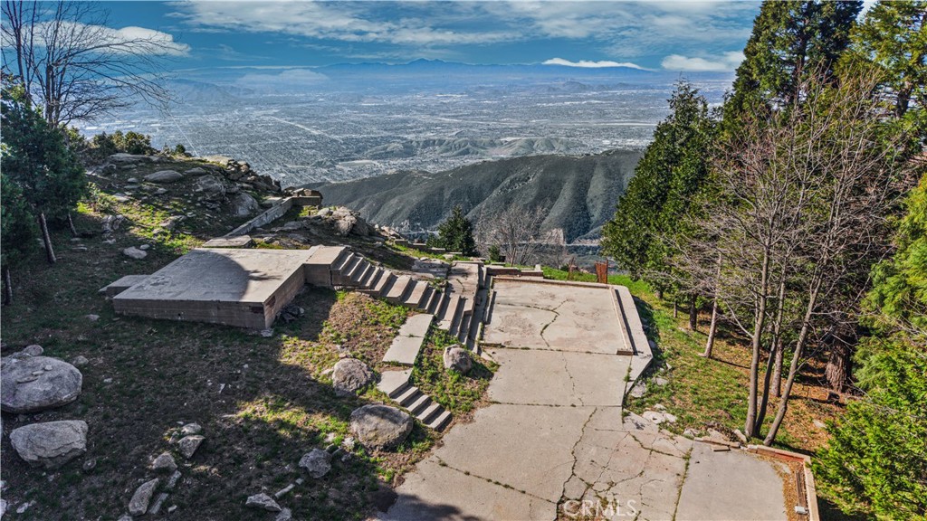 24347 Great View, Crestline, CA 92325 — photo 1
