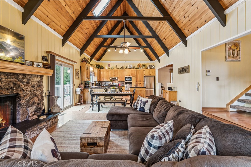 200 Birchwood, Lake Arrowhead, CA 92352 — photo 1