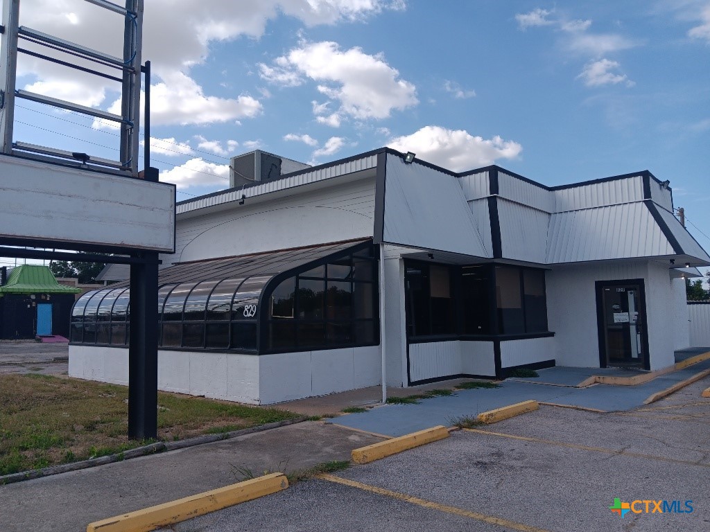 829 W Rancier Avenue, Killeen, TX 76541 — photo 1