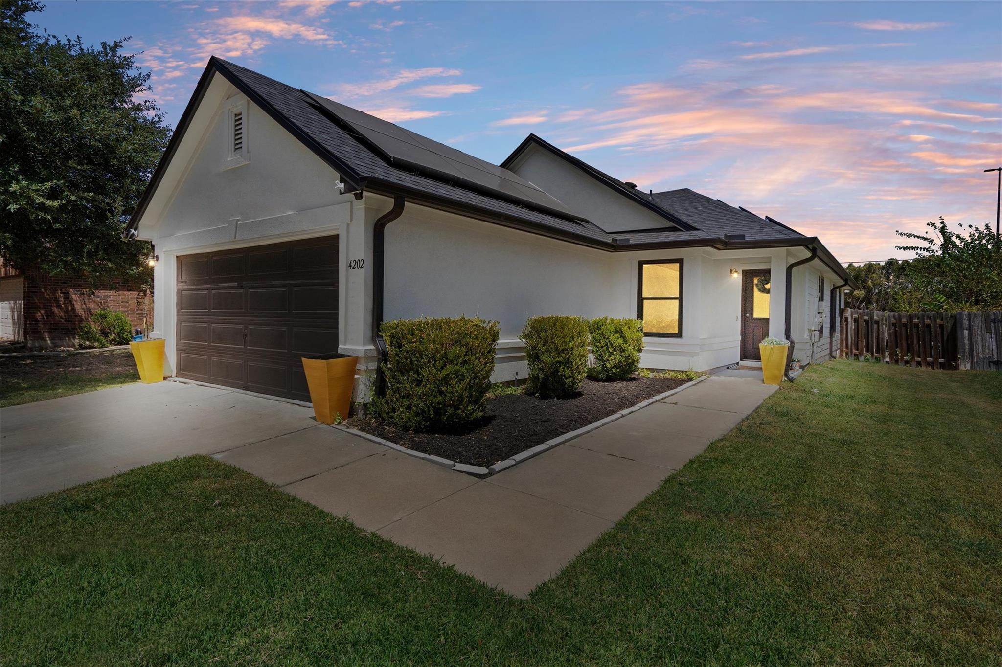 4202 Kings Canyon, Taylor, TX 76574 — photo 1