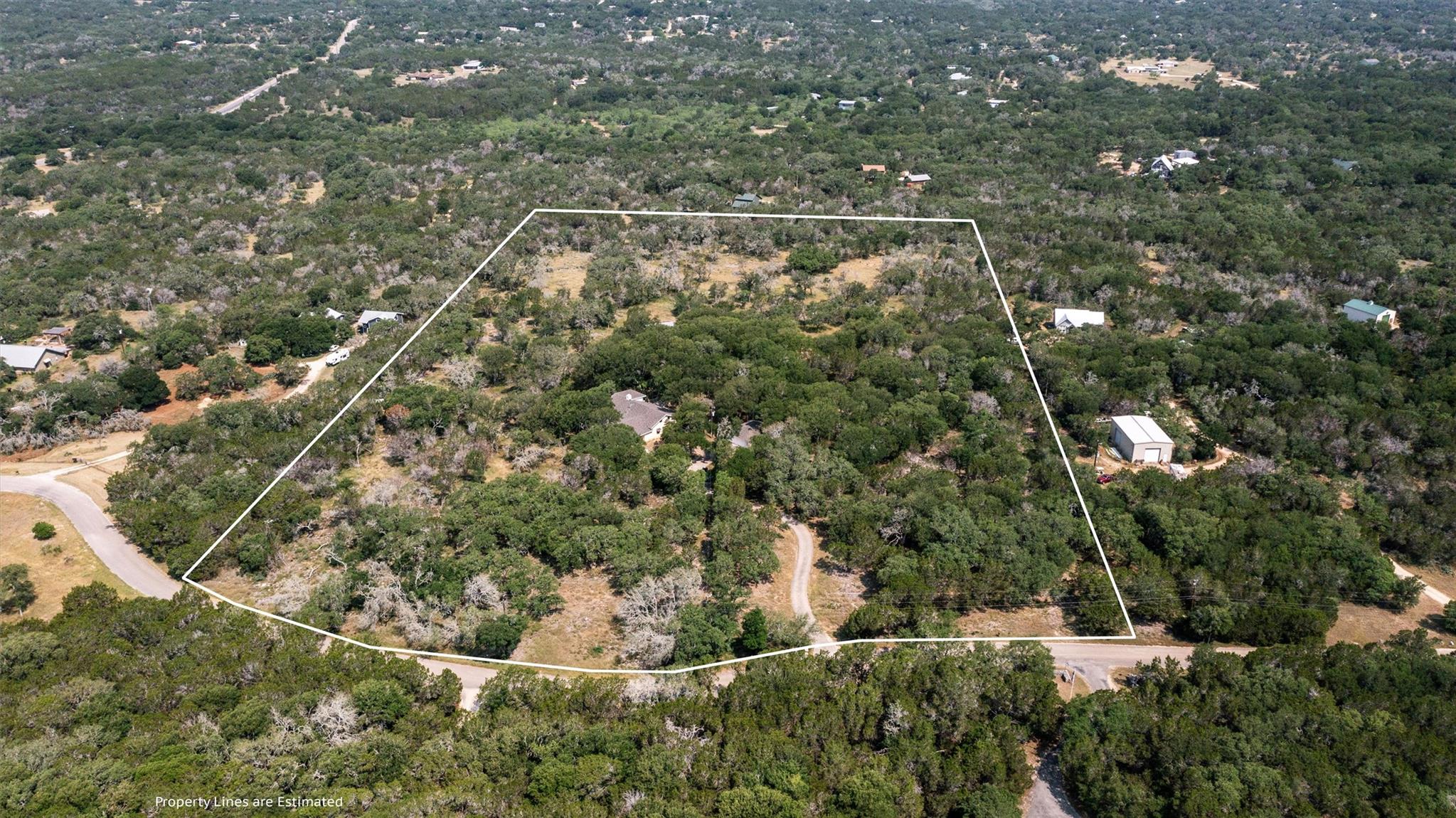 601 Deertrail, San Marcos, TX 78666 — photo 1