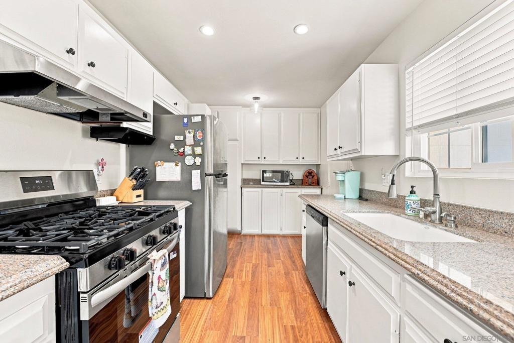 3719 Mira Pacific Dr, Oceanside, CA 92056 — photo 1