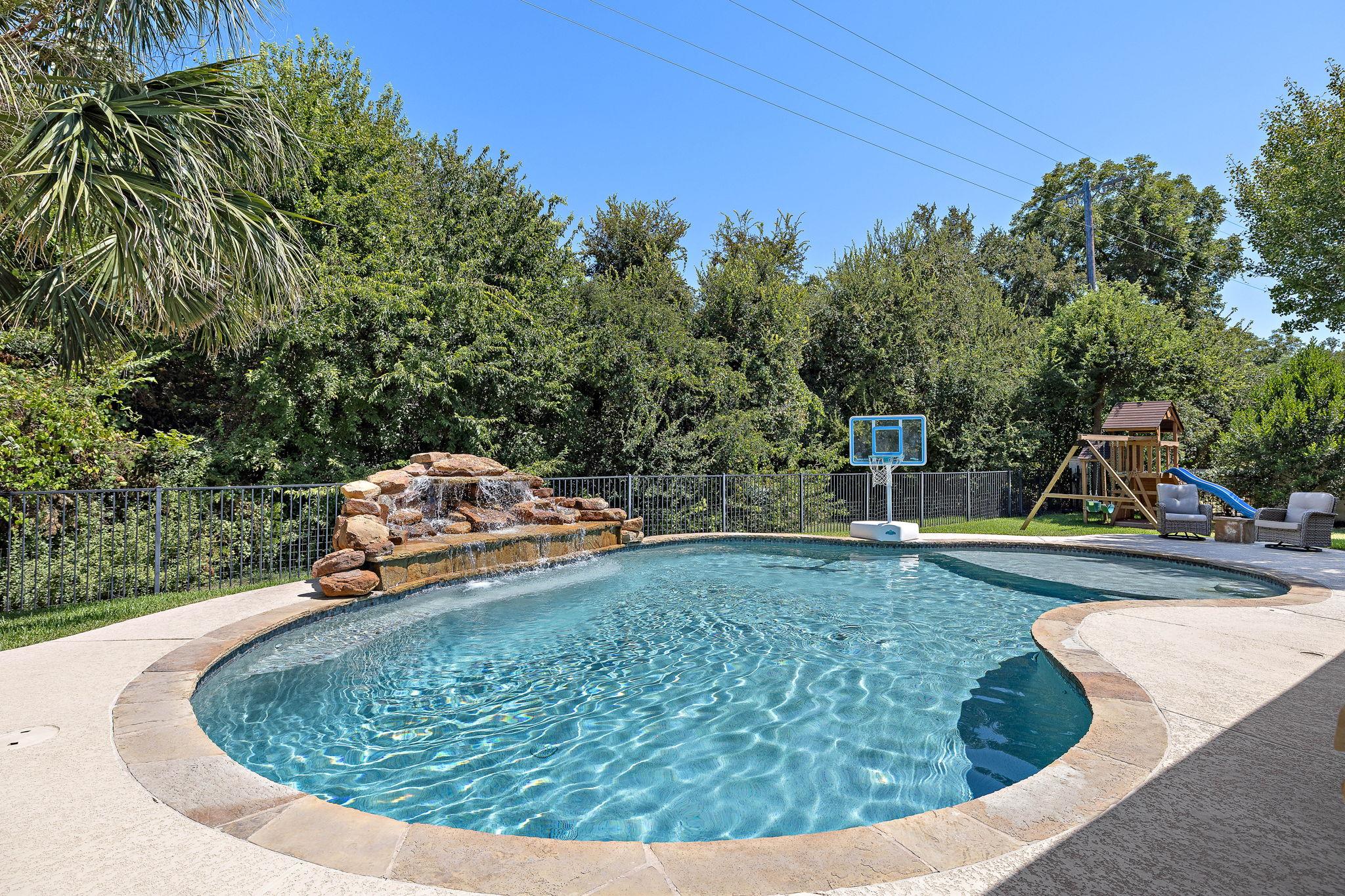 1515 Pinehurst, Round Rock, TX 78664 — photo 1