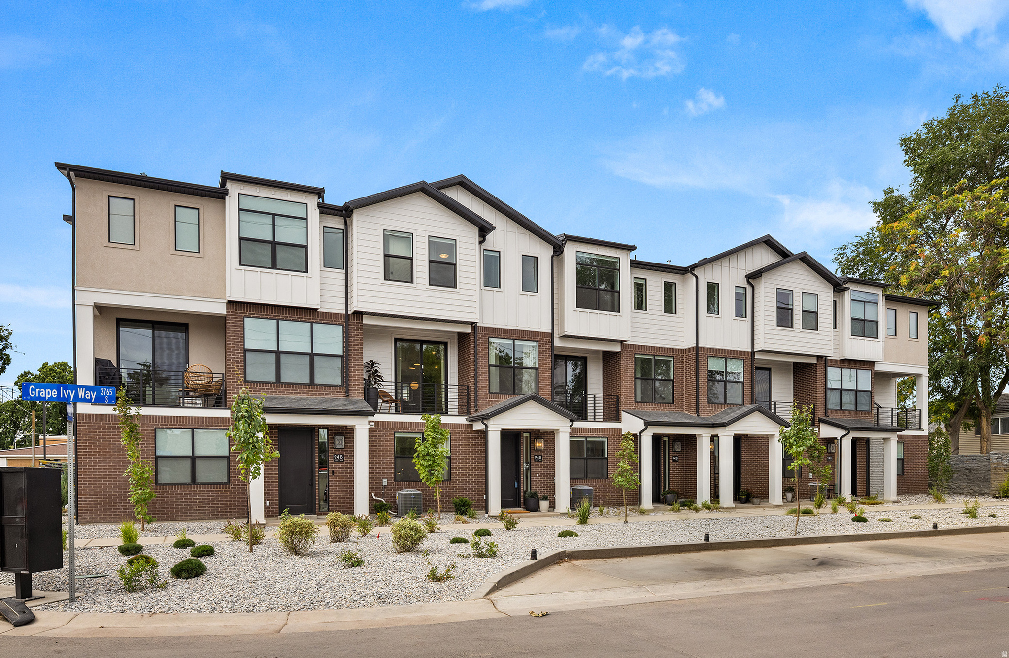 948 E GRAPE IVY WAY #102-2, Millcreek, UT 84106 — photo 1