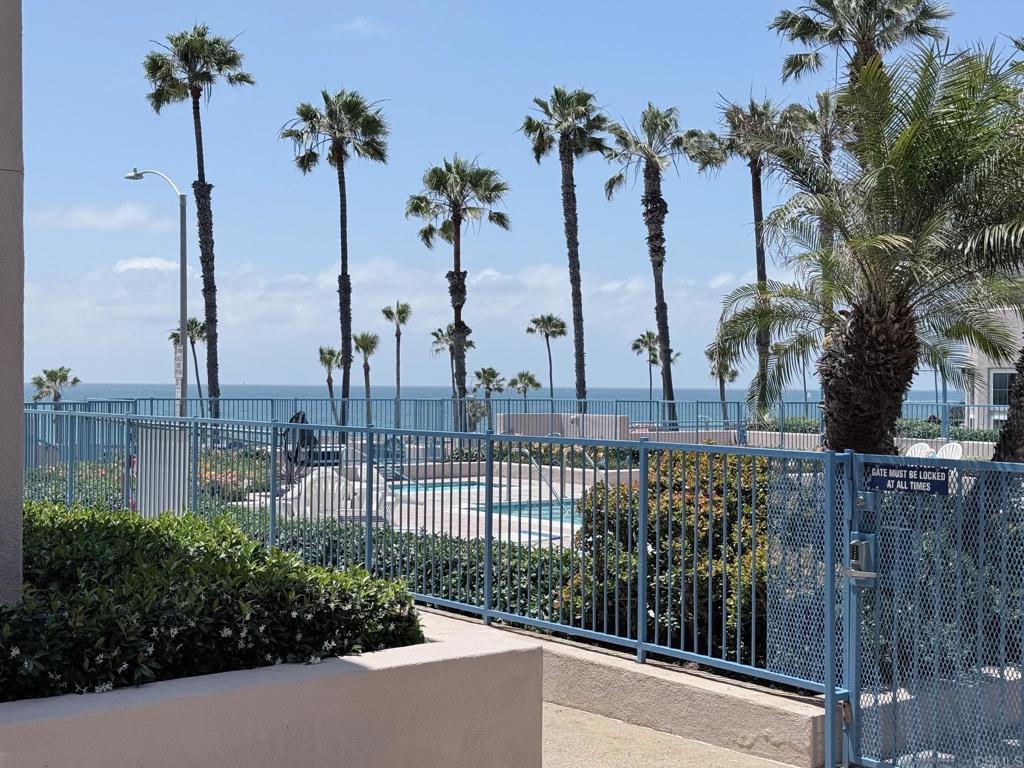 400 N Pacific St 111, Oceanside, CA 92054 — photo 1