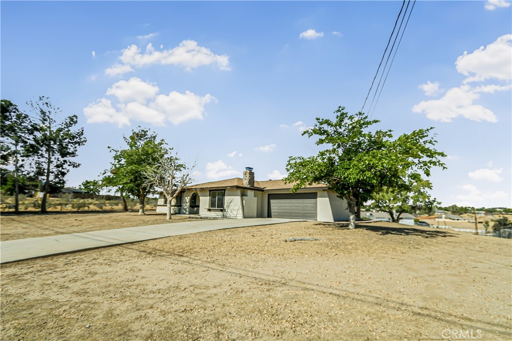 11694 Pepper Street, Hesperia, CA 92345 — photo 1