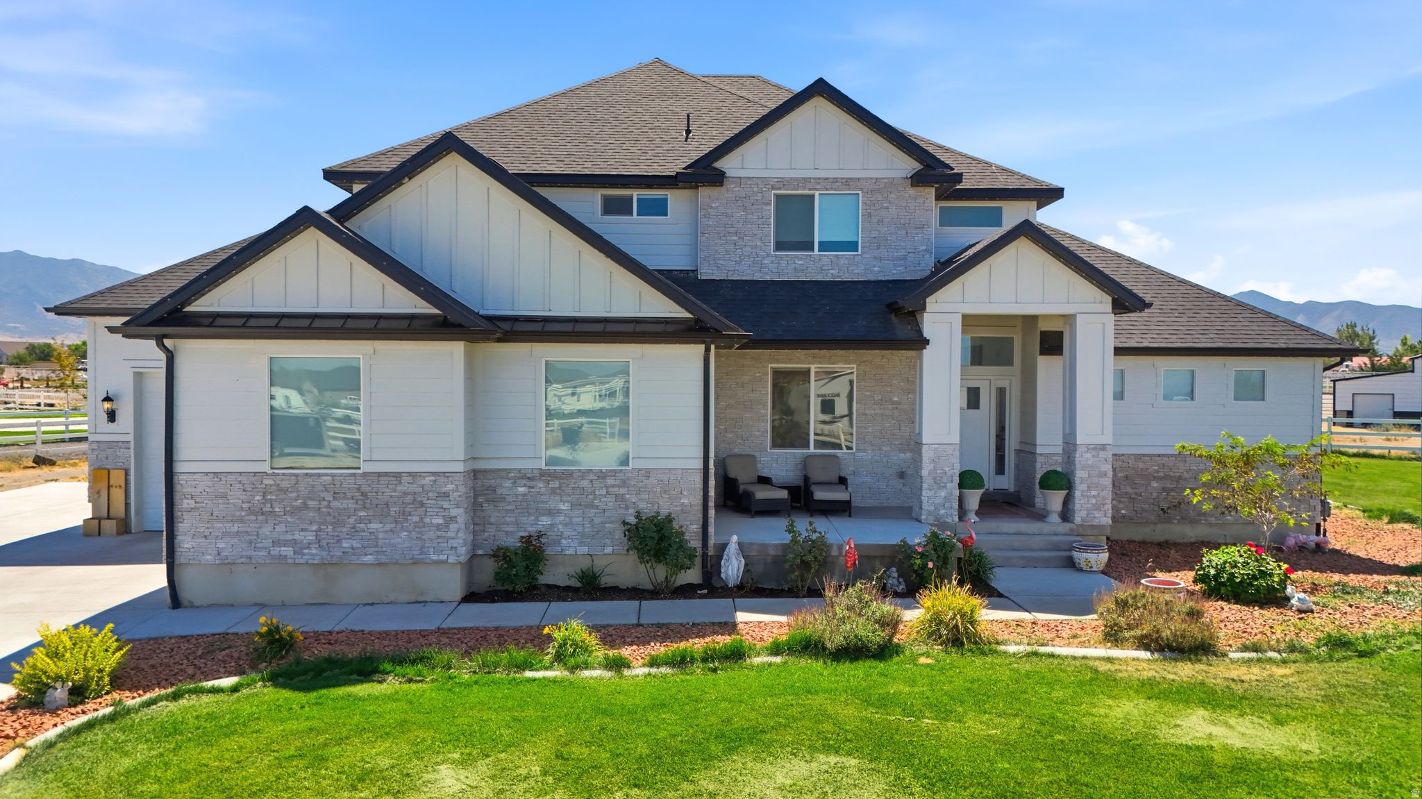 3644 N SPIRAL SPRINGS RD