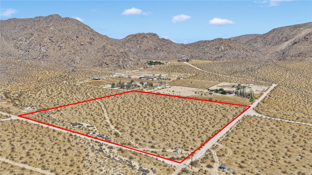 14 Center Street, Lucerne Valley, CA 92356 — photo 1