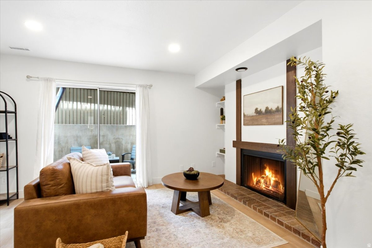 5440 S WILLOW LN #A, Salt Lake City, UT 84107 — photo 1