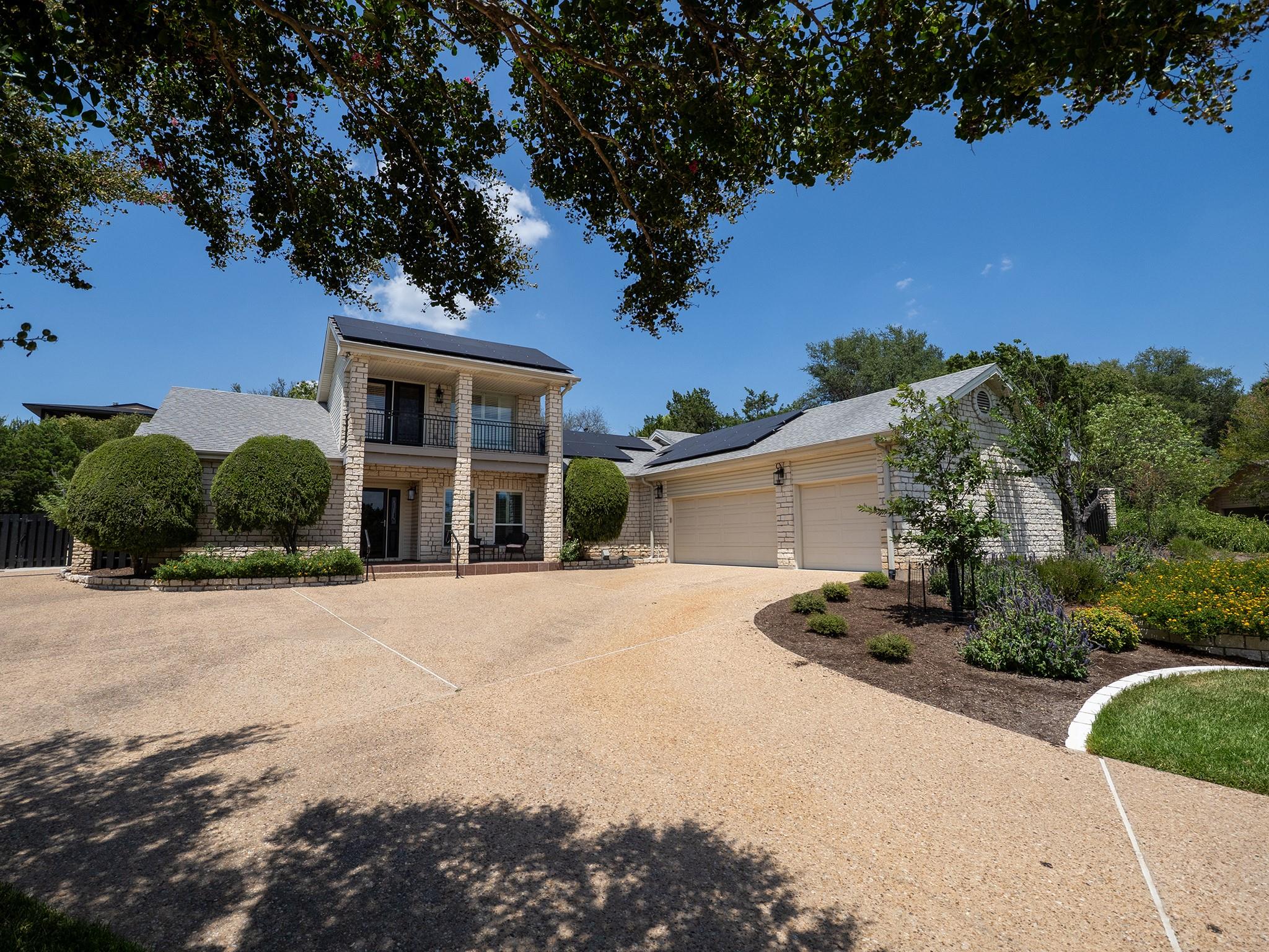 608 Flamingo, Lakeway, TX 78734 — photo 1