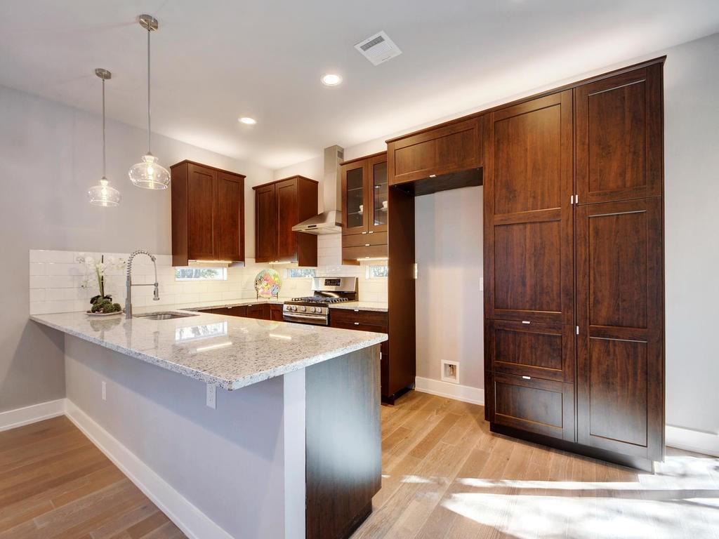 5308 Downs, Austin, TX 78721 — photo 1