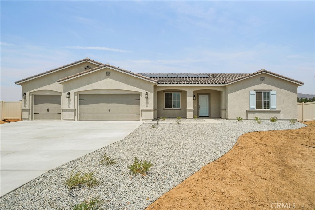 14811 Indigo, Apple Valley, CA 92307 — photo 1
