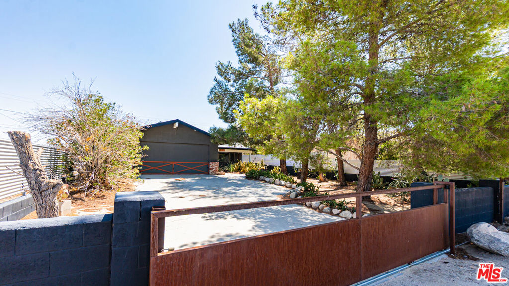 62033 Bonair Road, Joshua Tree, CA 92252 — photo 1