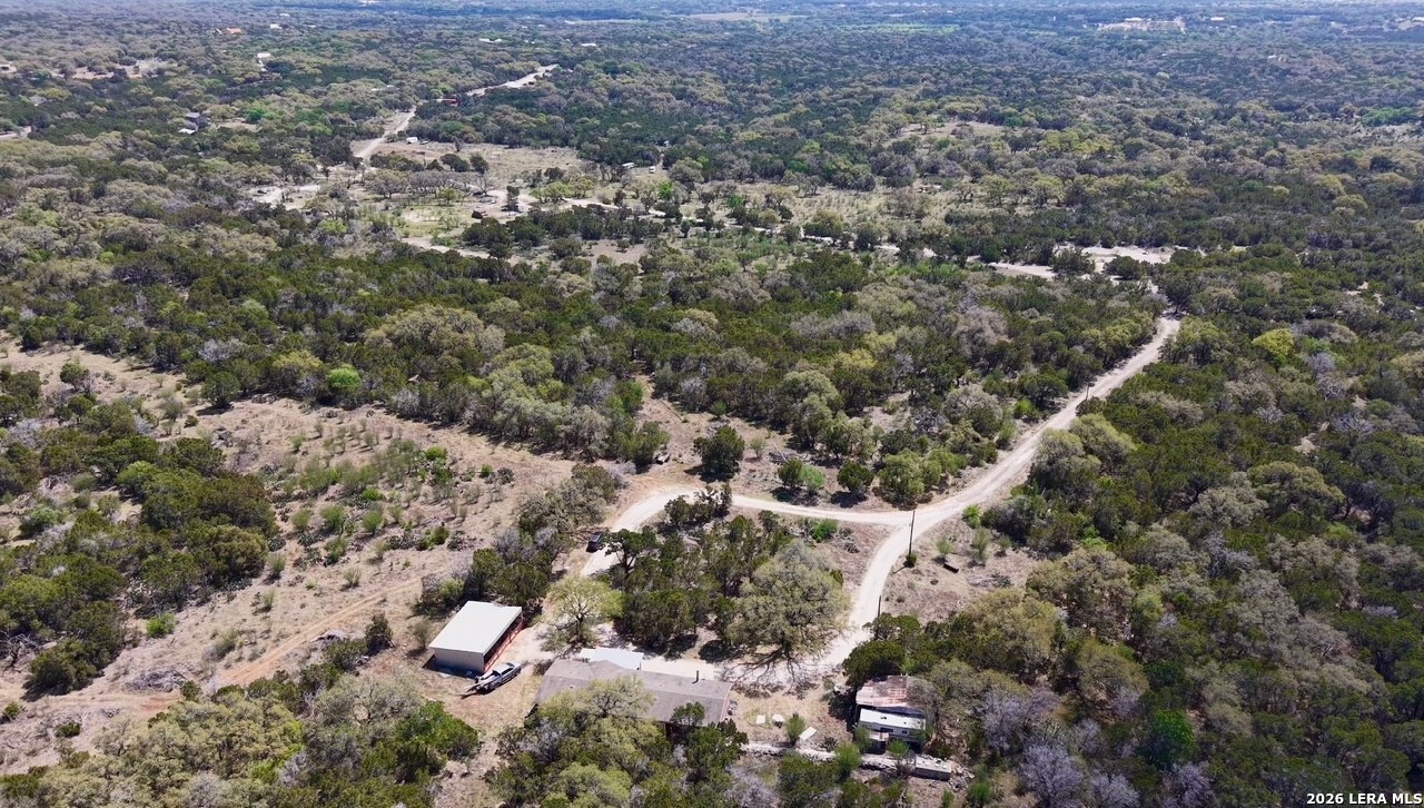 535 ELM CREEK RD, New Braunfels, TX 78132 — photo 1