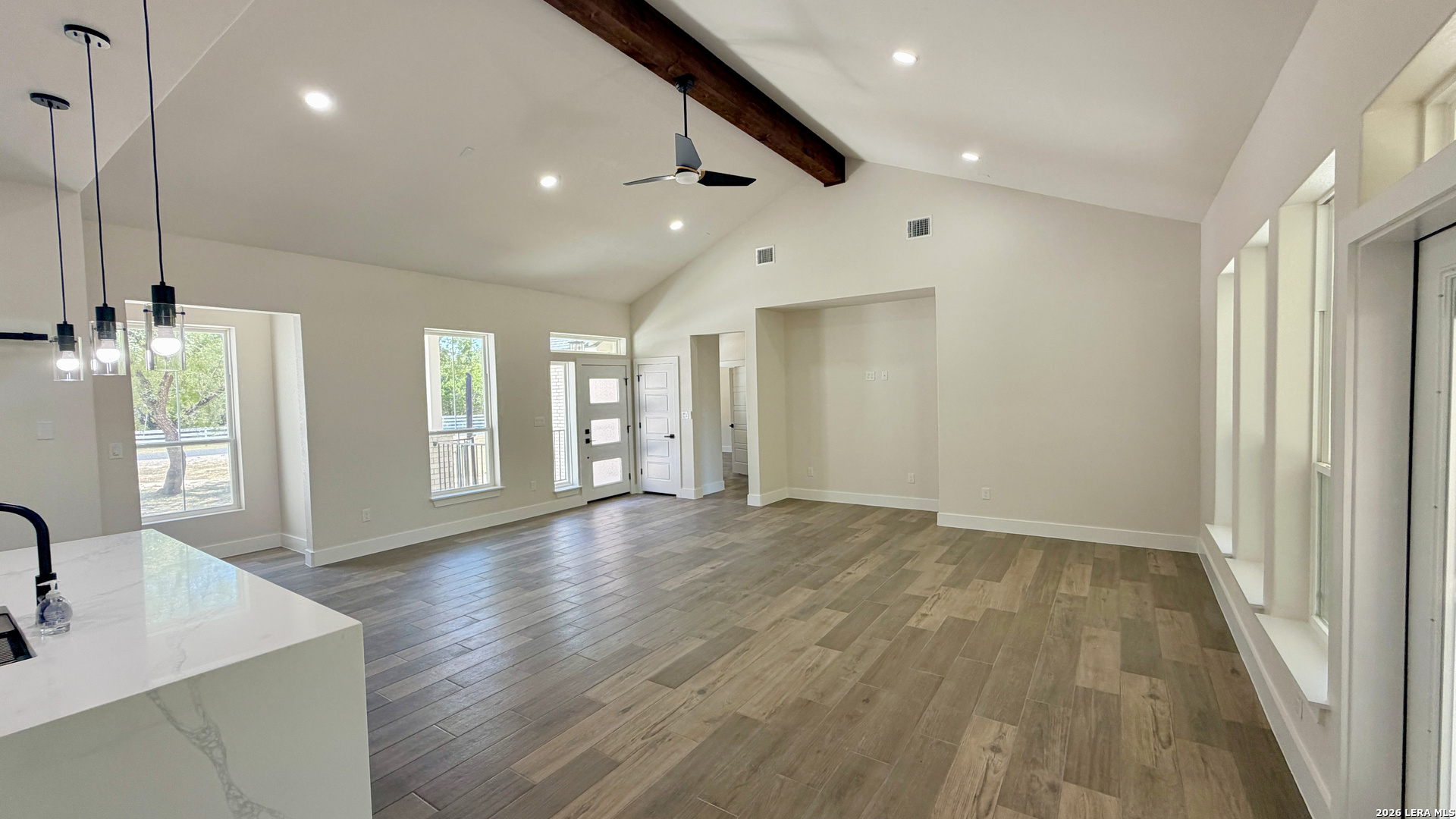 7008 CIRCLE OAK DR, ,  78163 — photo 1