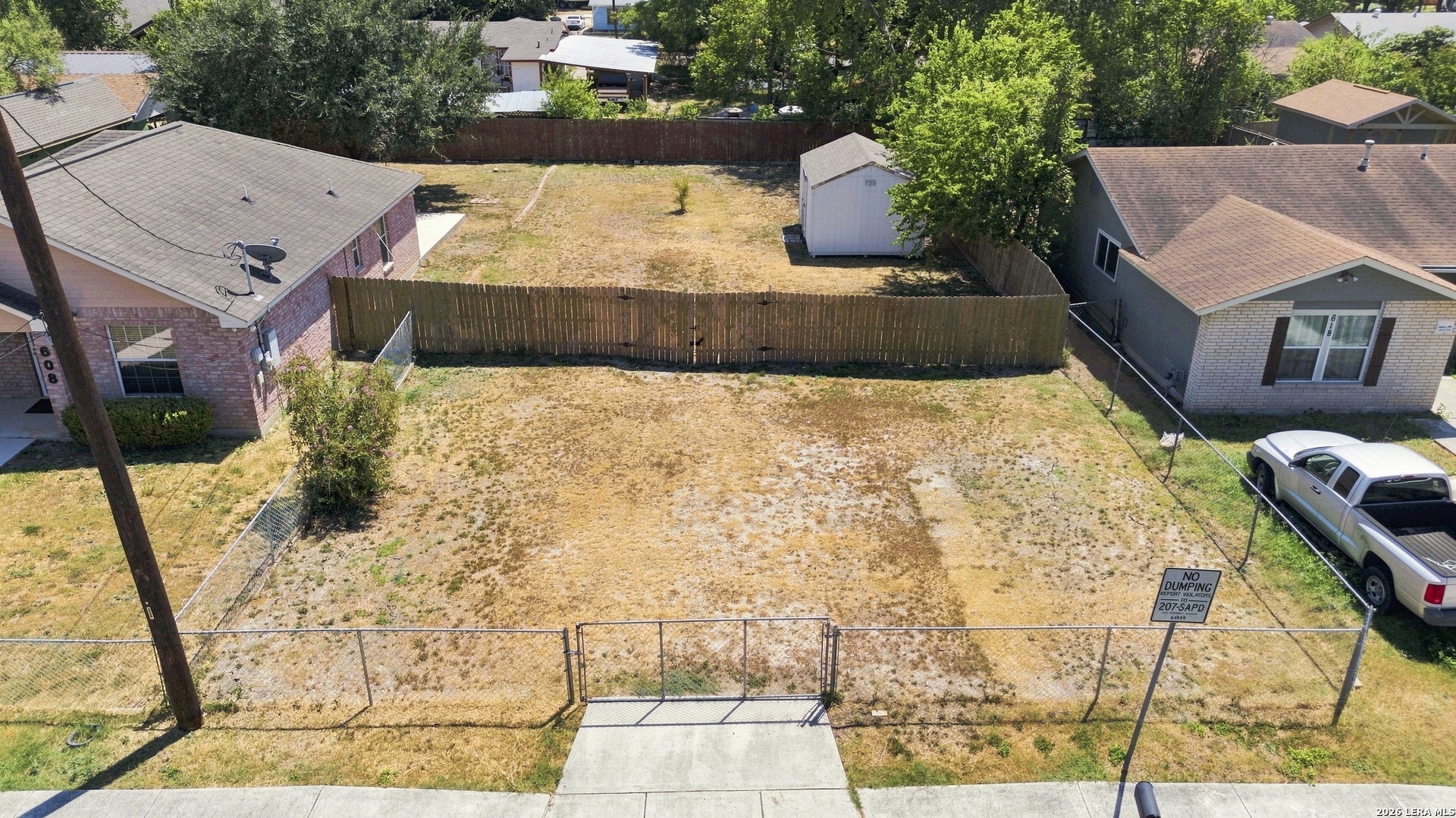 614 Whitman Ave, San Antonio, TX 78211 — photo 1