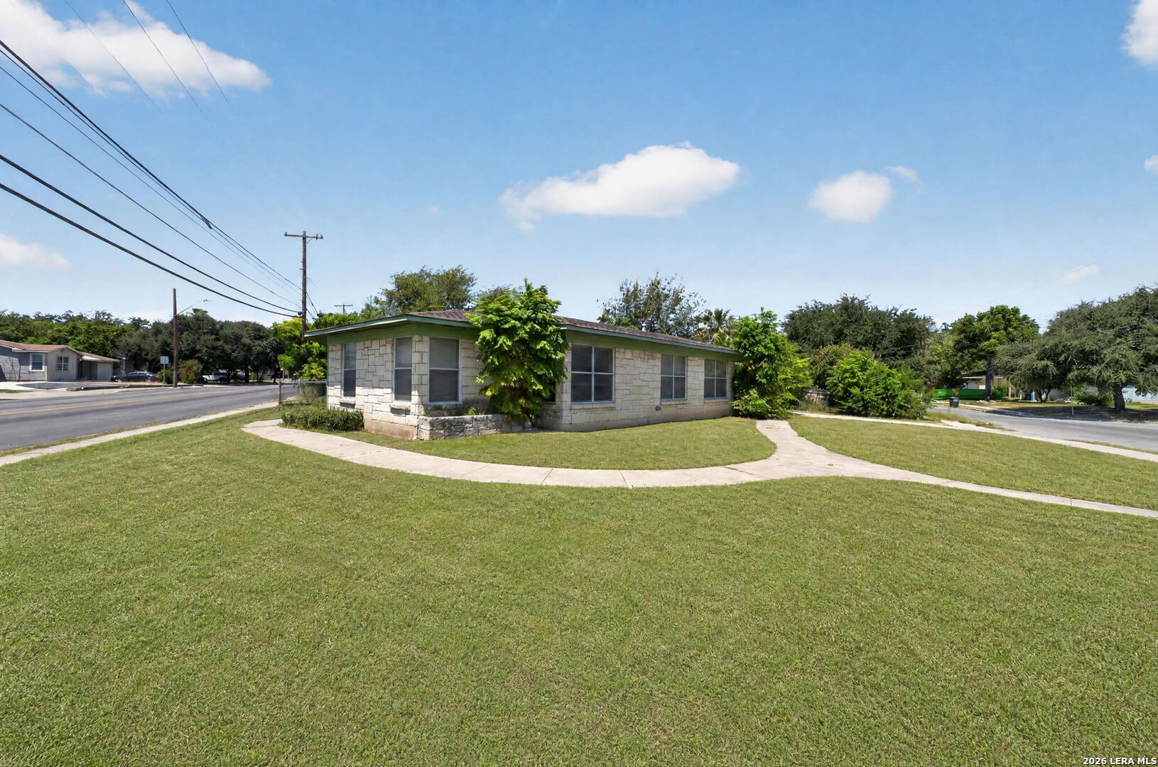 111 Laddie Pl, San Antonio, TX 78201 — photo 1