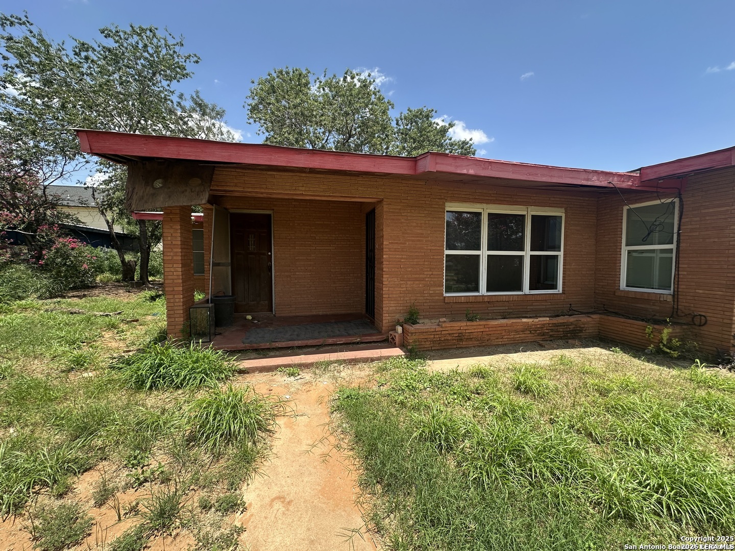 411 TREVINO ST, ,  78061 — photo 1