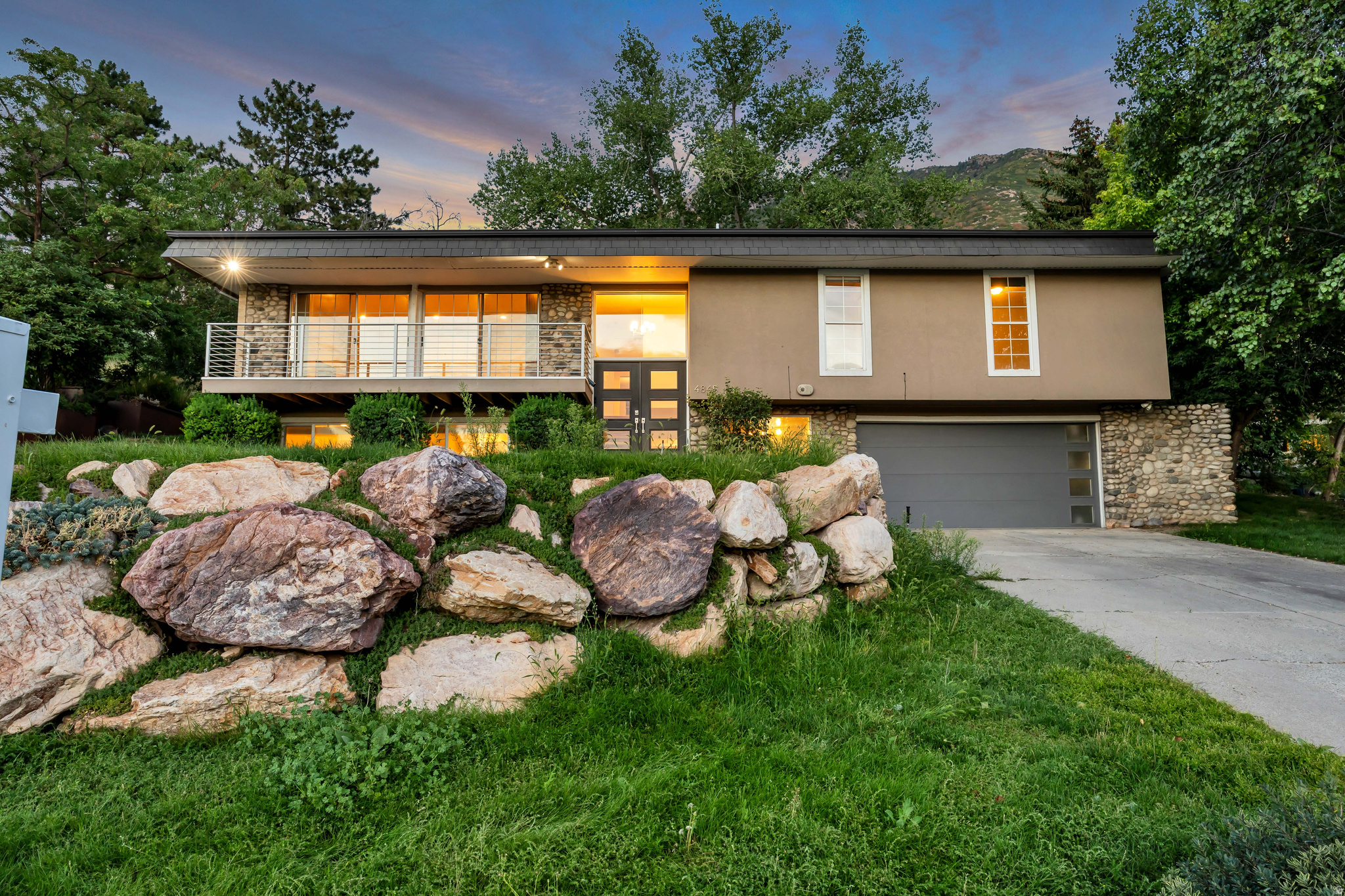 4845 S BRON BRECK ST, Holladay, UT 84117 — photo 1