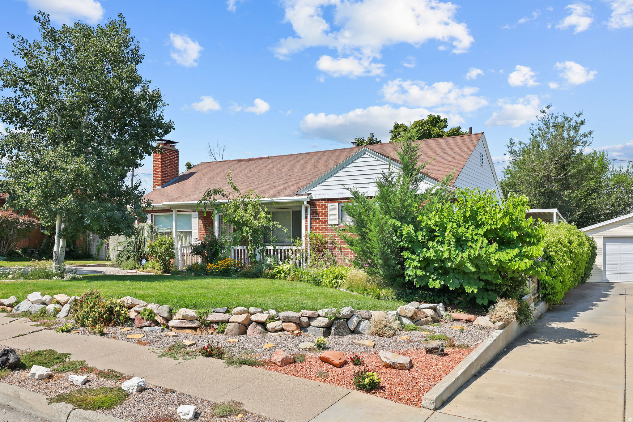 2800 S 2700 E, Salt Lake City, UT 84109 — photo 1