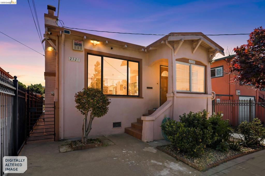 2328 Bartlett St, Oakland, CA 94601 — photo 1