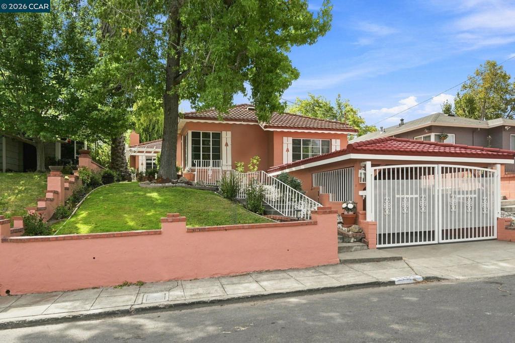 1169 Roxanne Ave, Hayward, CA 94542 — photo 1