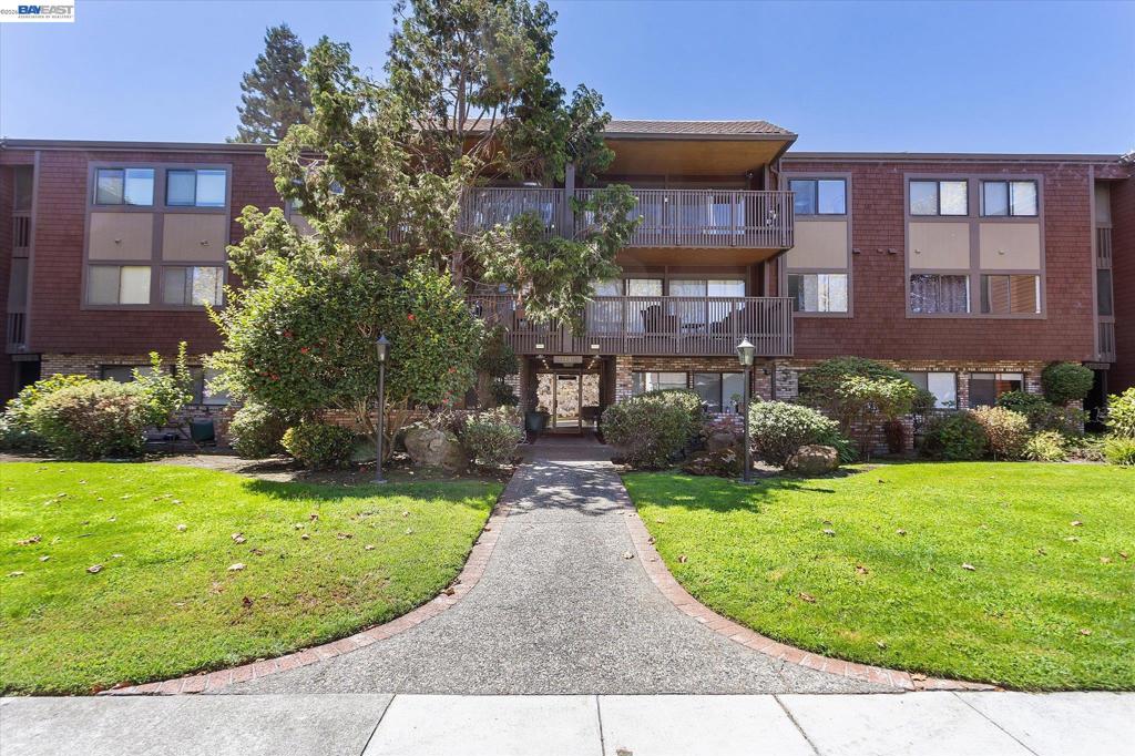1810 Central Ave 1808, Alameda, CA 94501 — photo 1