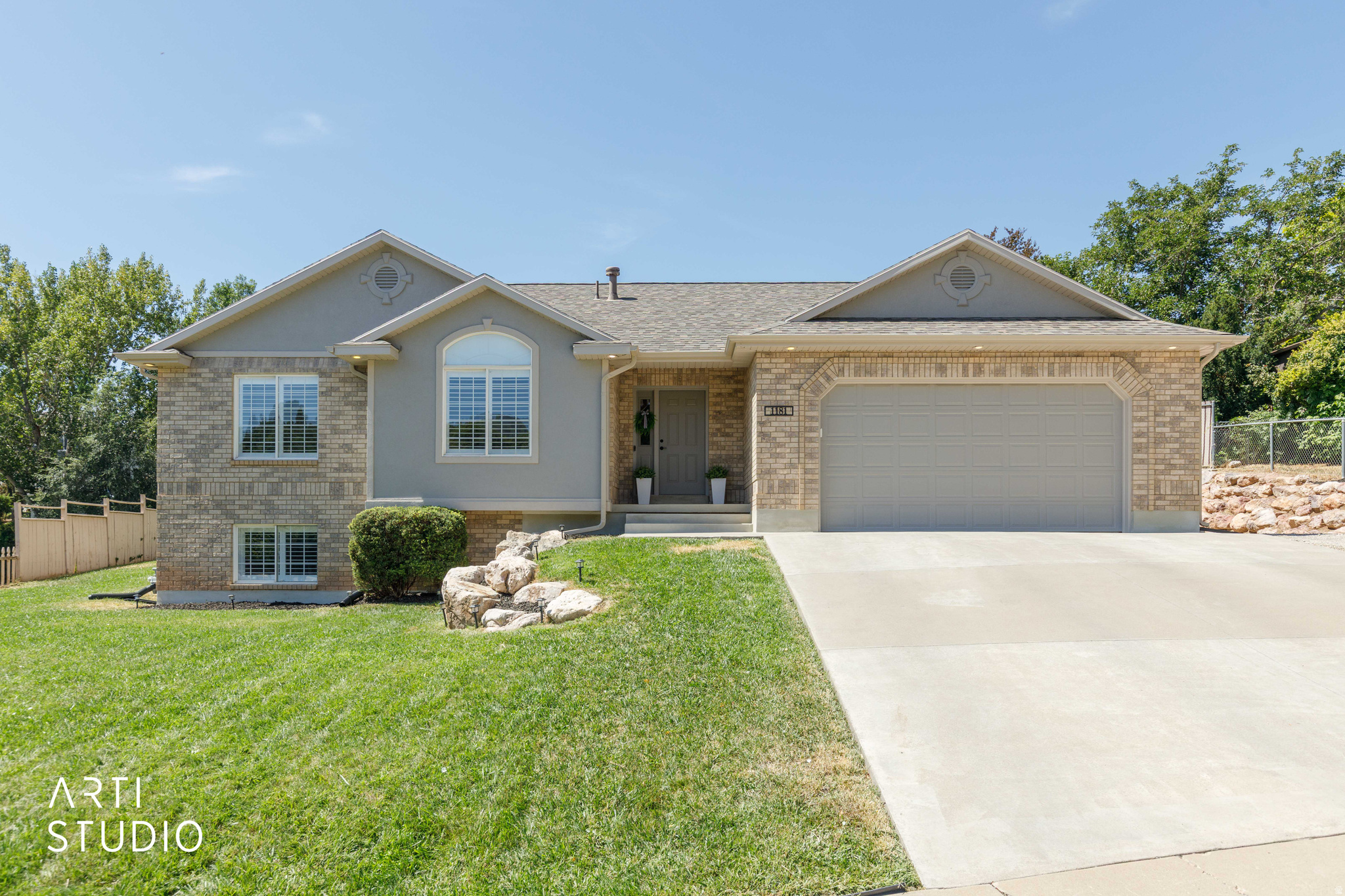 1181 E 5700 S, South Ogden, UT 84405 — photo 1