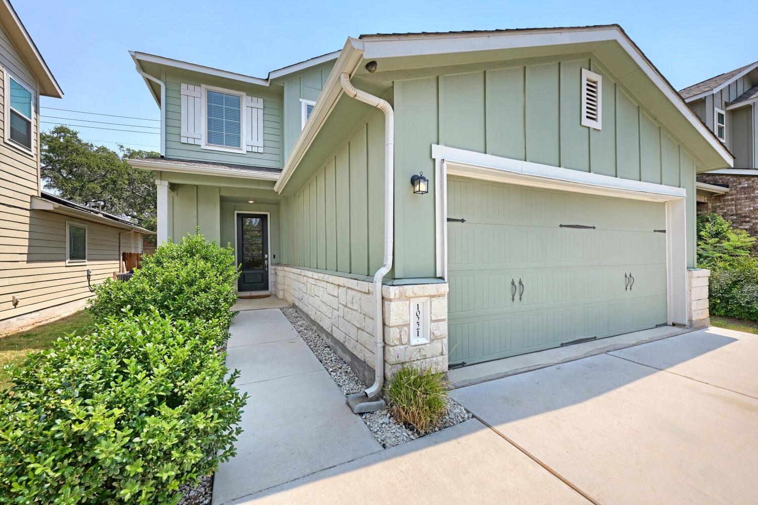 10221 Buster, Austin, TX 78748 — photo 1