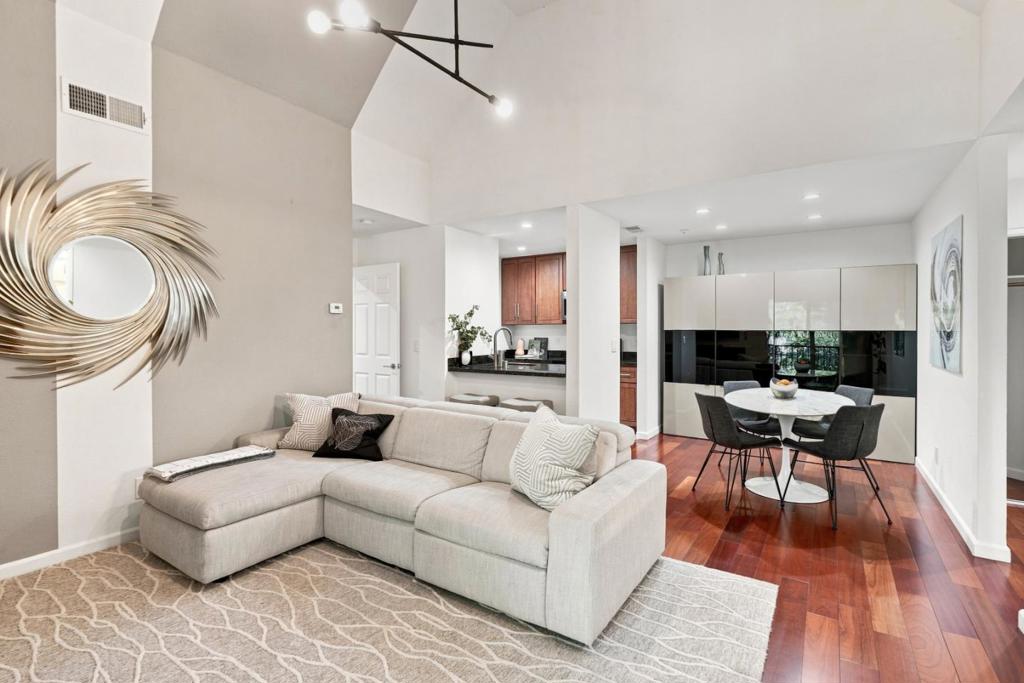 3183 Wayside Plaza 315, Walnut Creek, CA 94597 — photo 1