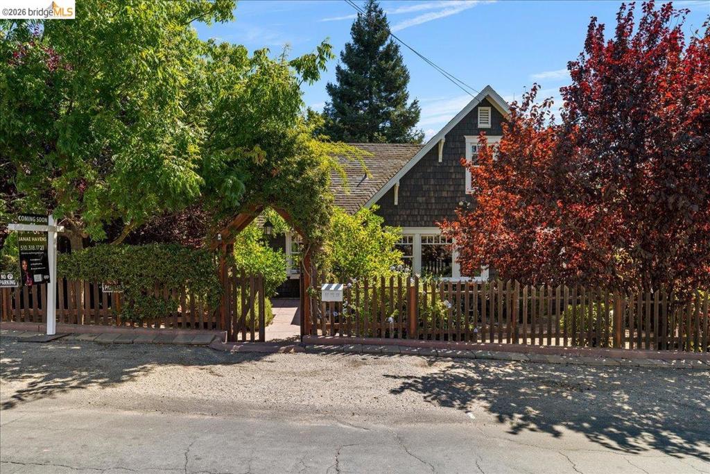 1202 Plaza Dr., Martinez, CA 94553 — photo 1