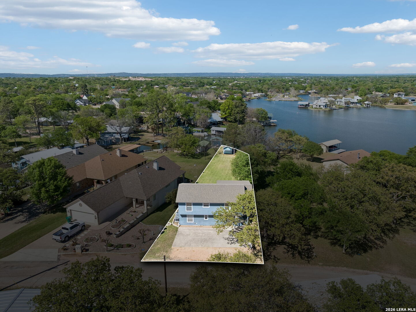 619 CLEAR COVE DR, ,  78654 — photo 1