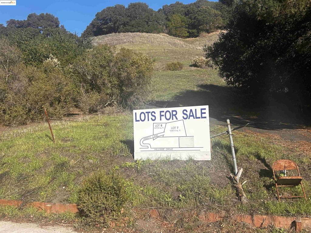 15 Abbie Ln, El Sobrante, CA 94803 — photo 1