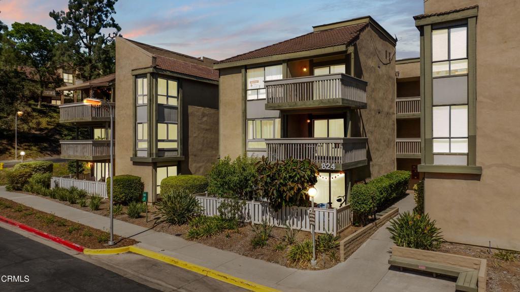 824 Pinetree Circle 31, Thousand Oaks, CA 91360 — photo 1