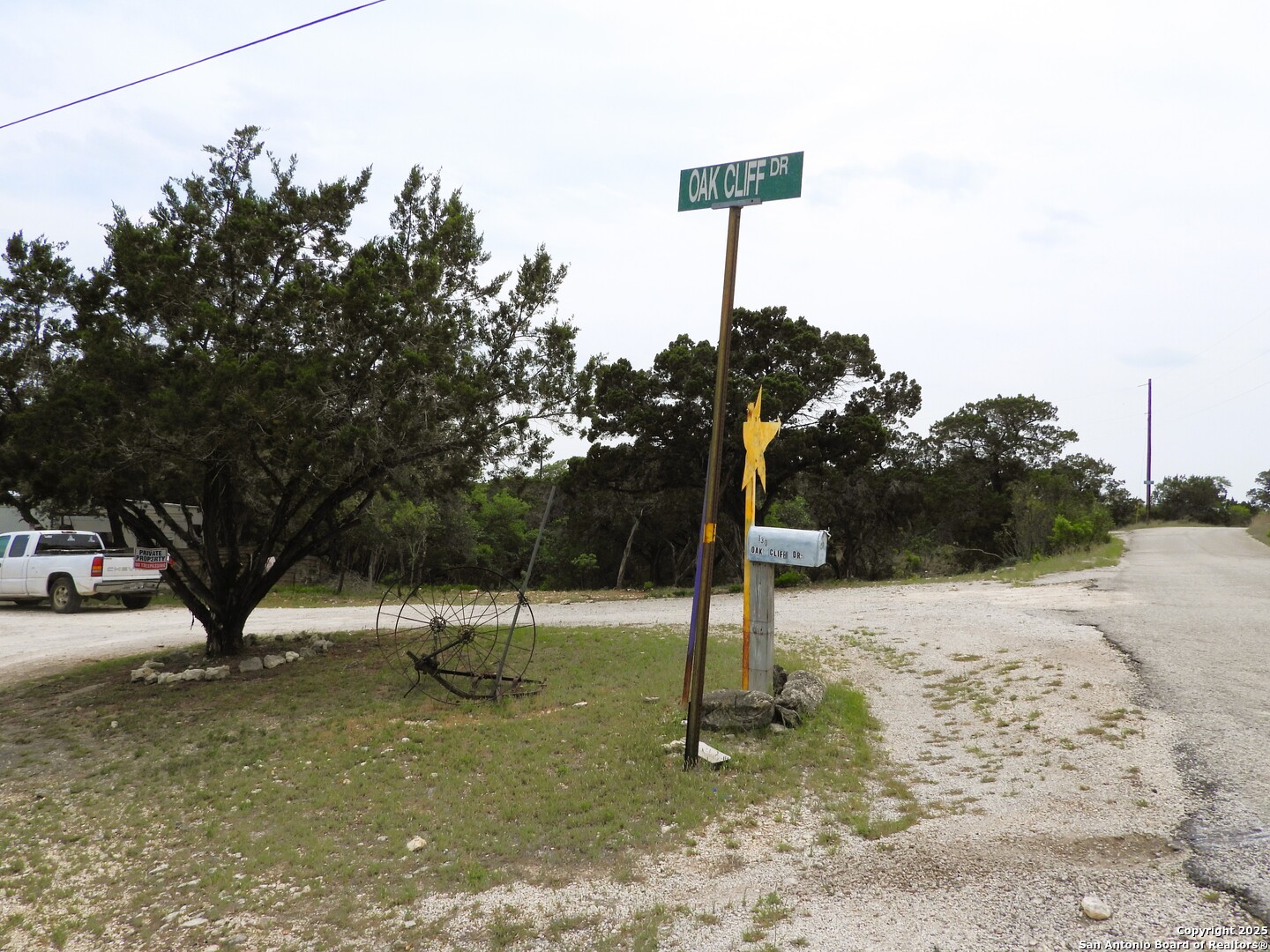 213 Oak Cliff, ,  78063 — photo 1