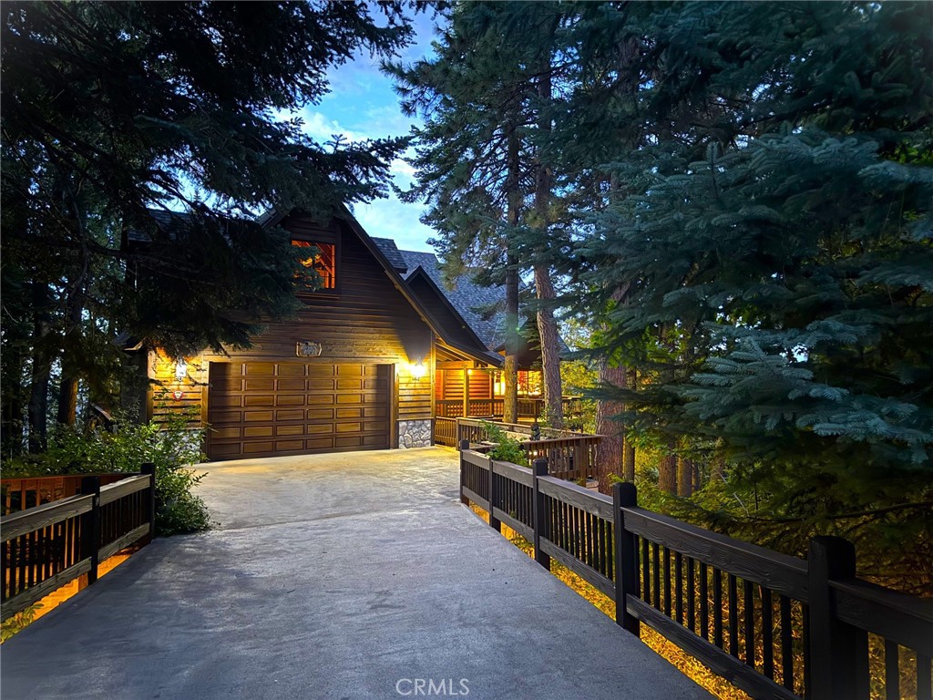 285 Fairway, Lake Arrowhead, CA 92352 — photo 1