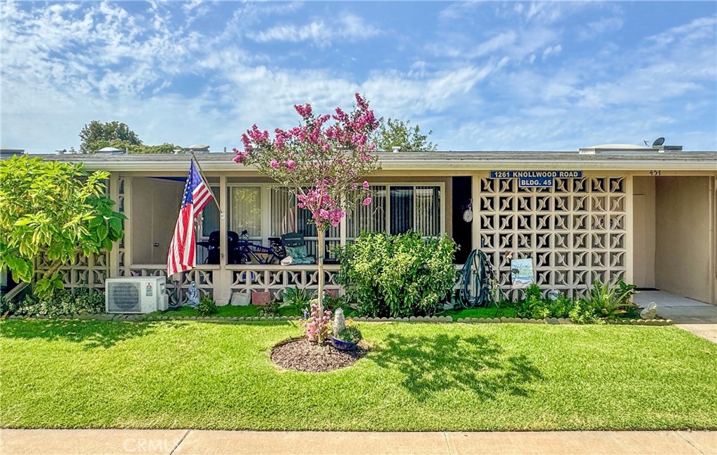 1261 Knollwood Road M4-45i, Seal Beach, CA 90740 — photo 1