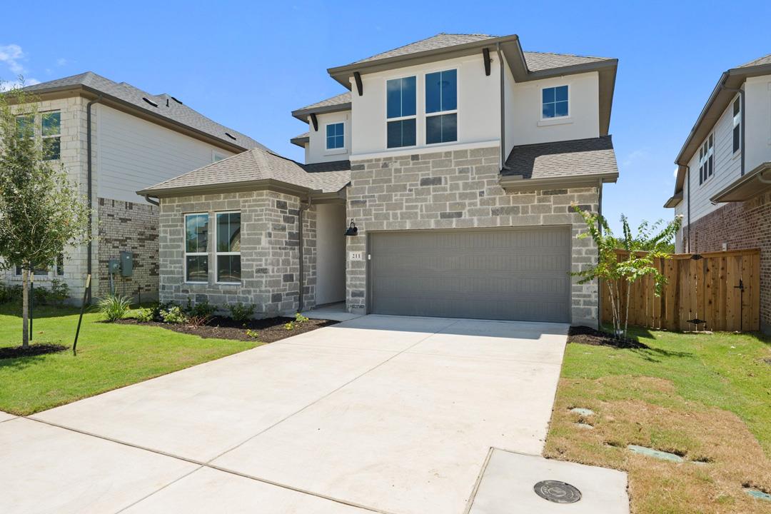 211 Craigends Yew Lane, Dripping Springs, TX 78620 — photo 1